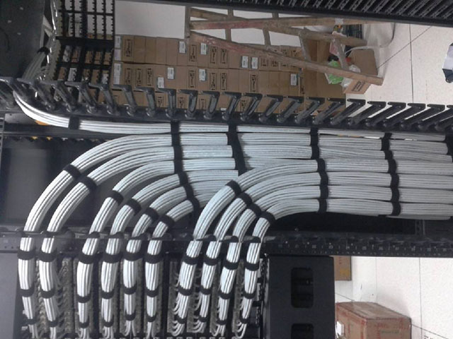 �W�j����